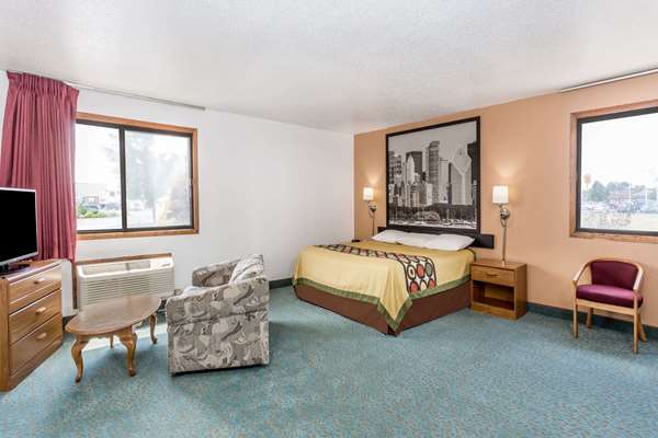  - Super 8 Hotel Bourbonnais - I-57, Exit 315