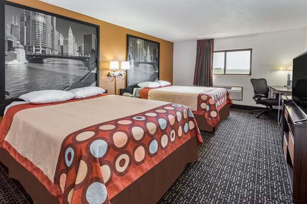  - Super 8 Hotel Dixon