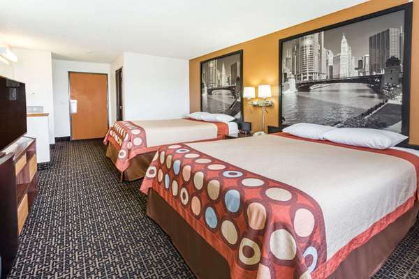  - Super 8 Hotel Dixon