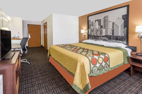  - Super 8 Hotel Dixon