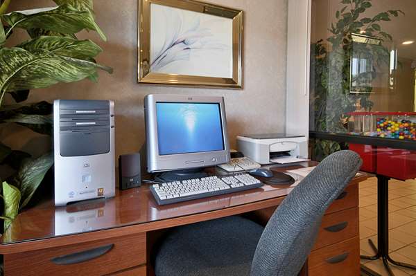 Conference Area - Super 8 Hotel East Peoria - I-74, Exit 96