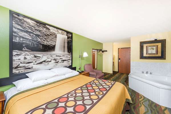  - Super 8 Hotel Jacksonville