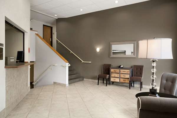  - Super 8 Hotel Portland - I-205, Exit 24