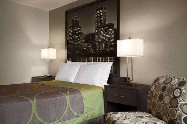  - Super 8 Hotel Portland - I-205, Exit 24