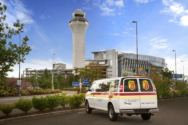  - Super 8 Hotel Portland - I-205, Exit 24