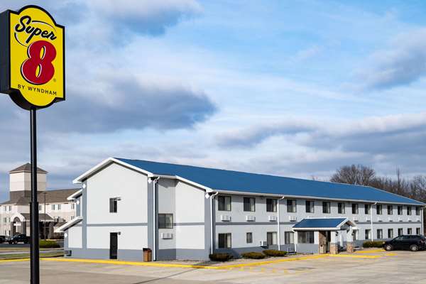 Exterior view - Super 8 Hotel Danville - I-74, Exit 220