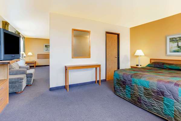  - Super 8 Hotel Klamath Falls