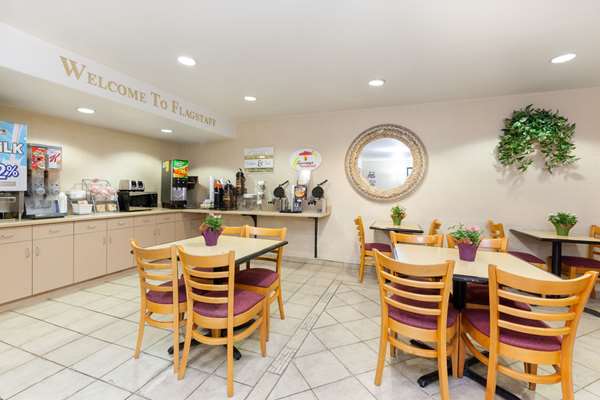  - Super 8 Hotel Flagstaff - I-40, Exit 201