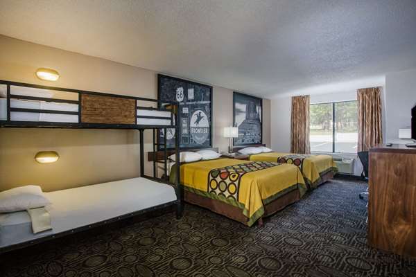  - Super 8 Hotel Flagstaff - I-40, Exit 201