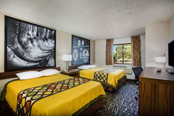  - Super 8 Hotel Flagstaff - I-40, Exit 201