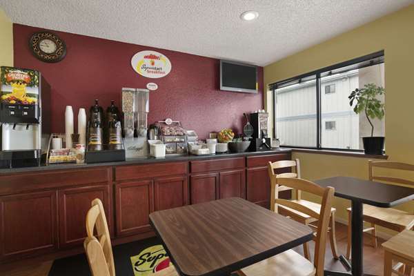  - Super 8 Motel Arcata