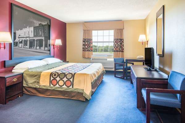 Suite - Super 8 Motel Vinita
