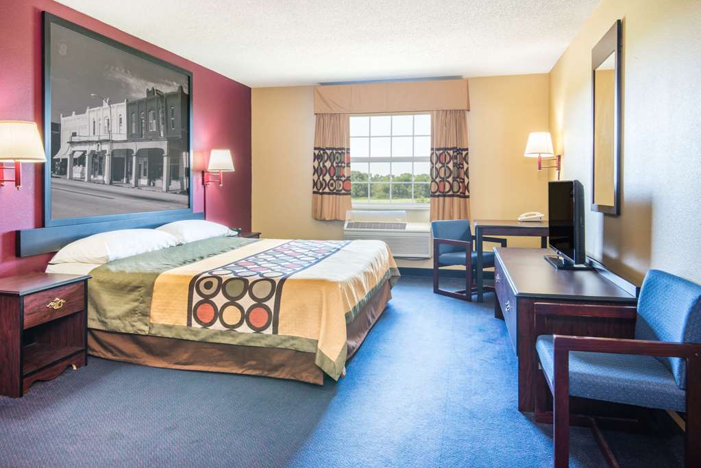 SUPER 8 BY WYNDHAM BIG CABIN/VINITA-guestroom-Guest Room,Suite,On-Site.jpg