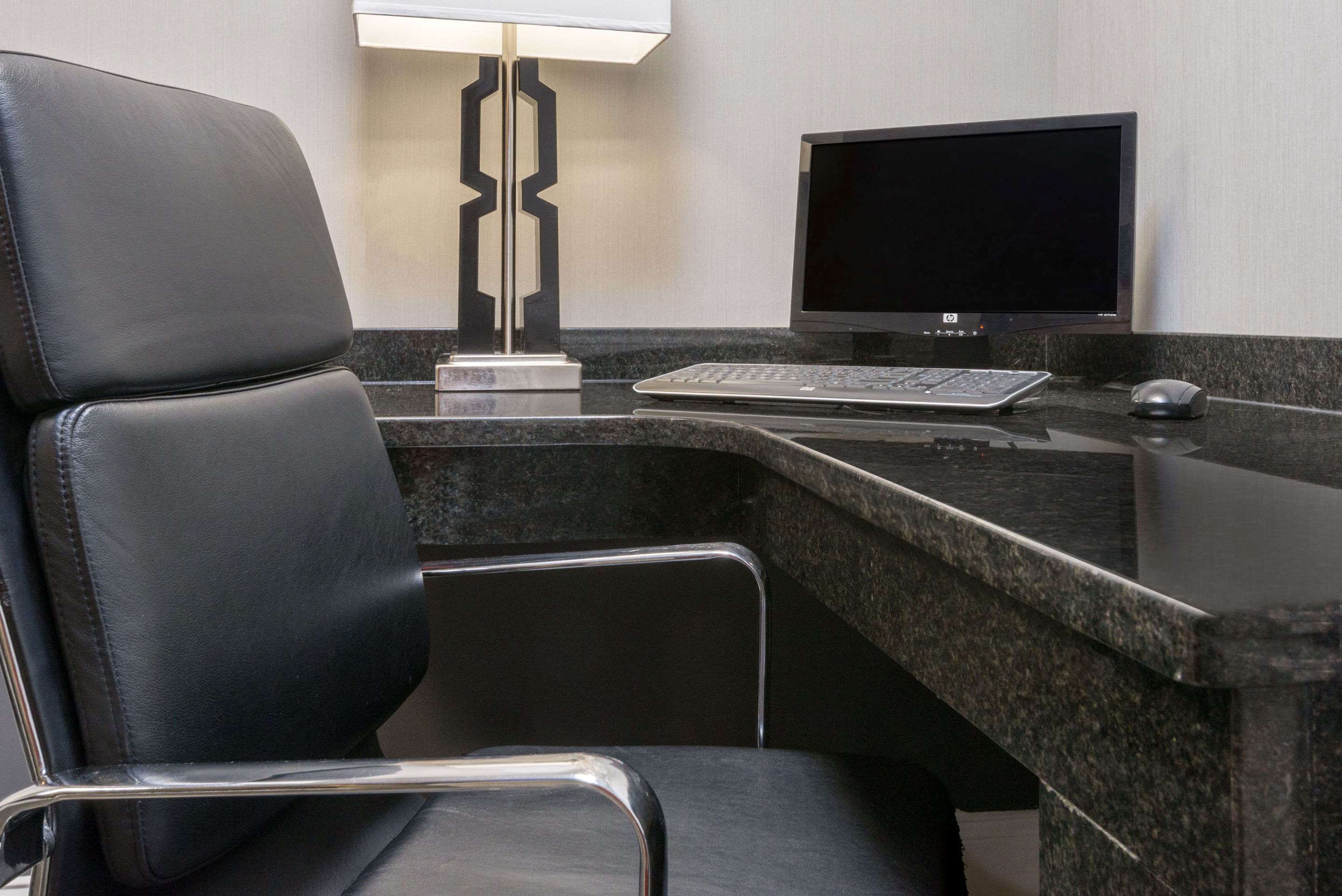 Business Center | Ramada Limited Catlettsburg/Ashland