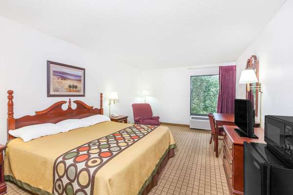  - Super 8 Motel Conway - I-40, Exit 125