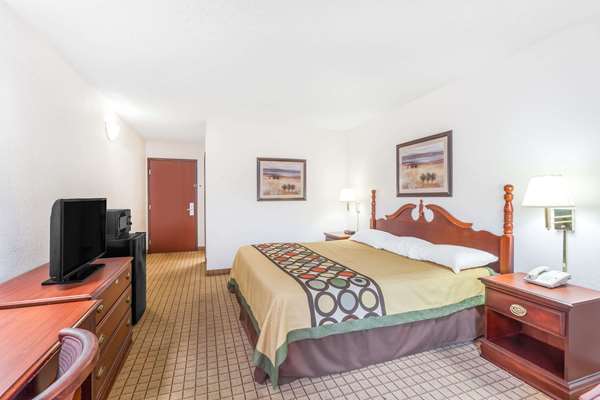  - Super 8 Motel Conway - I-40, Exit 125