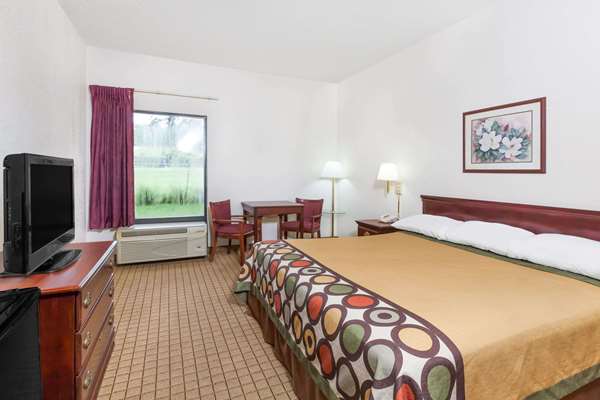  - Super 8 Motel Conway - I-40, Exit 125