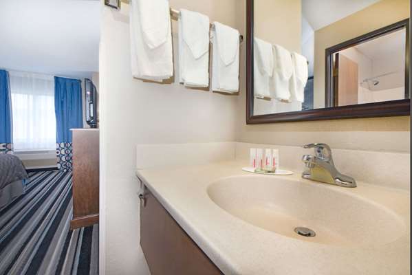  - Super 8 Hotel Fairfield