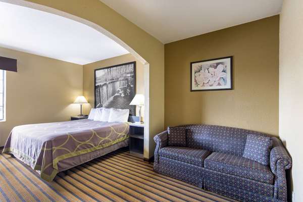  - Super 8 Hotel Nixa