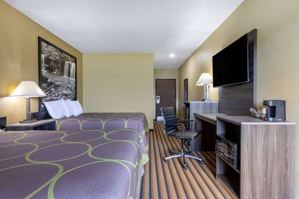  - Super 8 Hotel Nixa