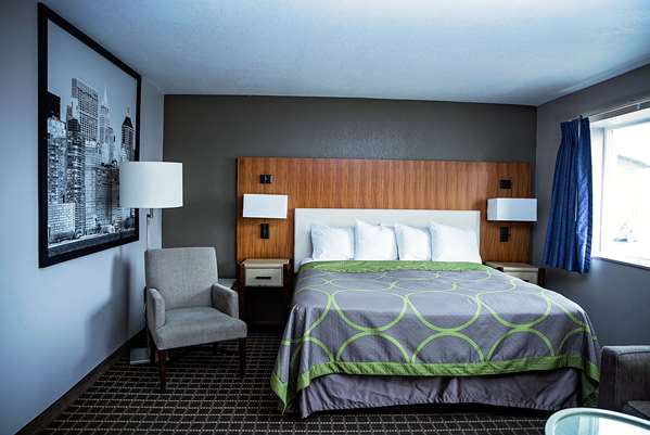  - Super 8 Hotel Holbrook - I-40, Exit 286
