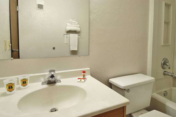  - Super 8 Hotel Fairbanks