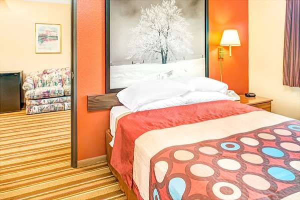 Suite - Super 8 Motel Blair