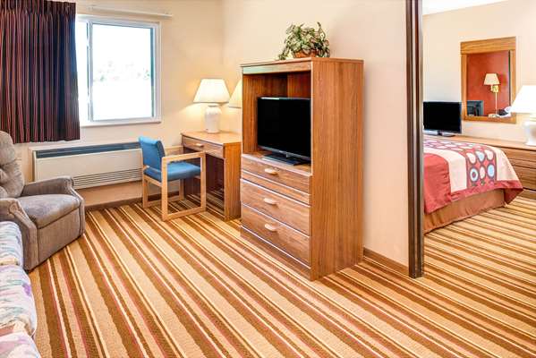 Suite - Super 8 Motel Blair