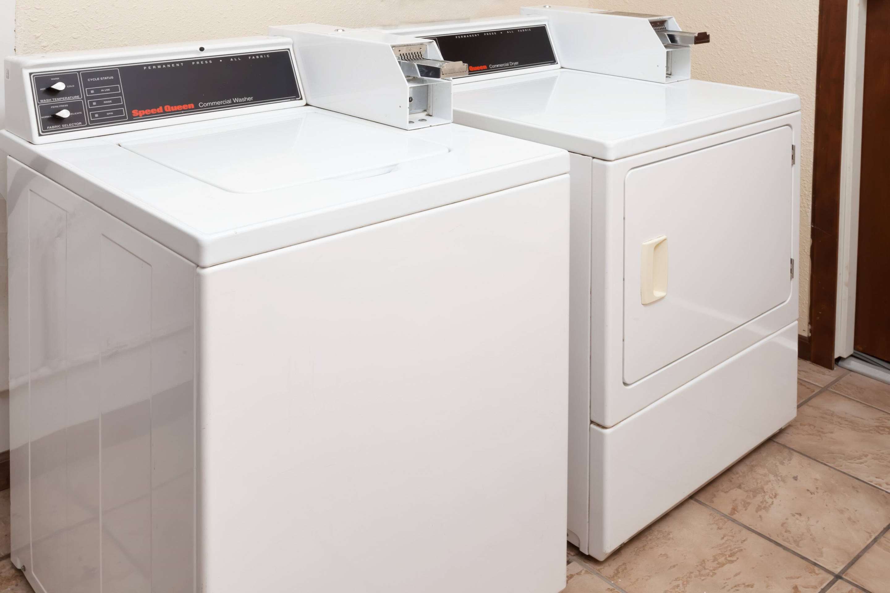Laundry | Super 8 by Wyndham Lincoln