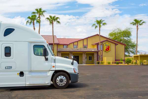 Exterior view - Super 8 Hotel Goodyear - I-10, Exit 129
