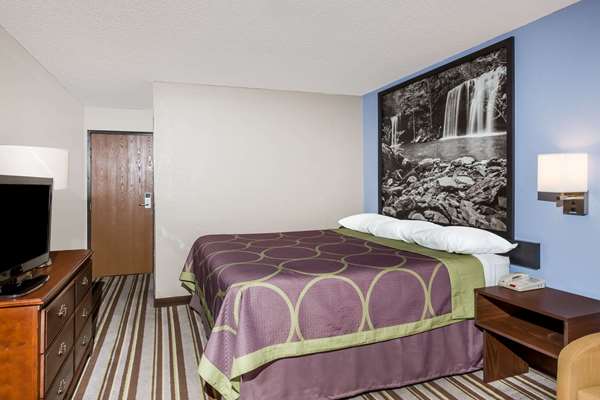  - Super 8 Hotel Jonesboro