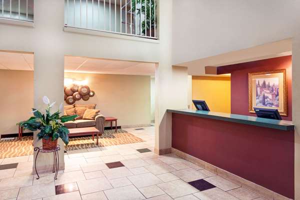  - Super 8 Hotel Chandler - I-10, Exit 160