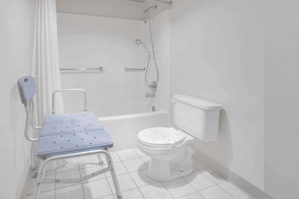  - Super 8 Motel Clarksville - I-40, Exit 58