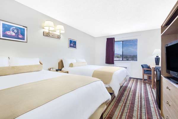  - Super 8 Hotel Lake Havasu City