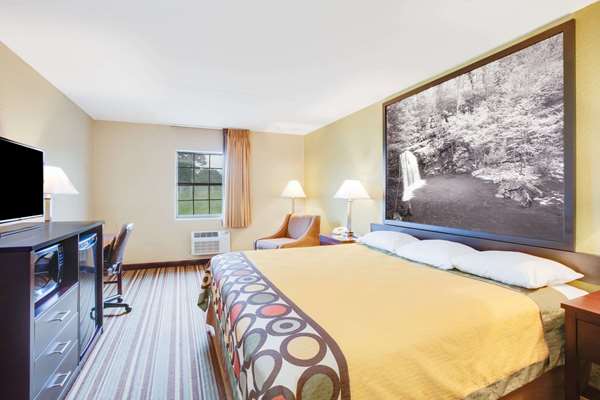  - Super 8 Hotel Morrilton - I-40, Exit 108