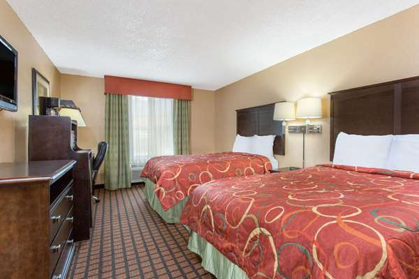  - Super 8 Hotel Texarkana - I-30, Exit 223
