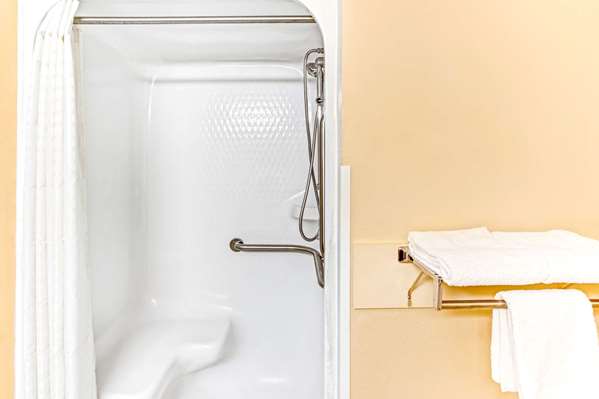  - Super 8 Hotel Mt Vernon