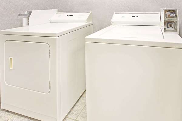  - Super 8 Hotel Mt Vernon