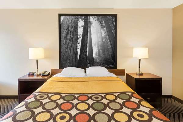  - Super 8 Motel Fortuna