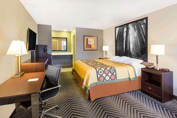  - Super 8 Motel Fortuna