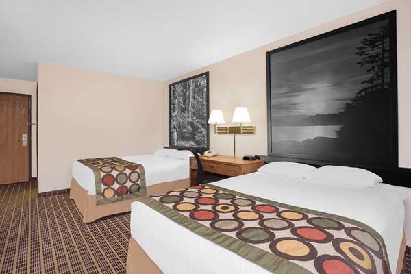  - Super 8 Hotel Sitka