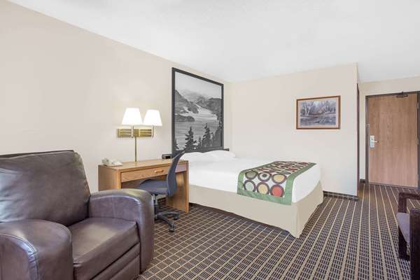  - Super 8 Hotel Sitka