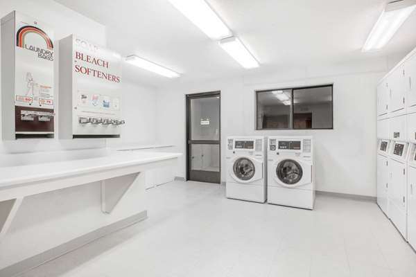 Amenities - Super 8 Hotel Sitka