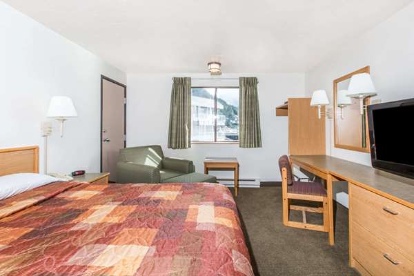  - Super 8 Hotel Ketchikan