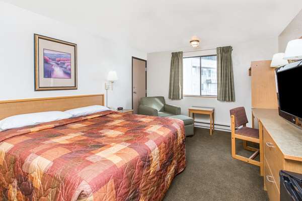  - Super 8 Hotel Ketchikan