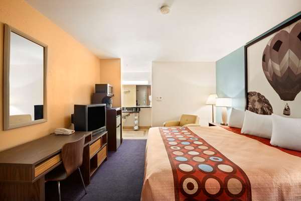  - Super 8 Motel Indio