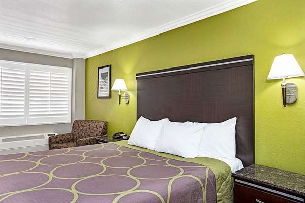  - Super 8 Motel LAX Airport Inglewood