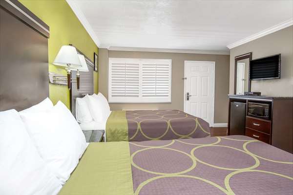  - Super 8 Motel LAX Airport Inglewood