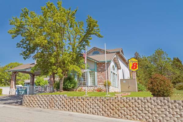 Exterior view - Super 8 Motel Auburn