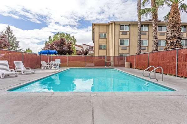 Pool - Super 8 Hotel North Highlands